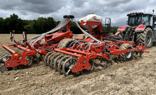 KUHN Highlander - med original KUHN SH 600 frøsåmaskine