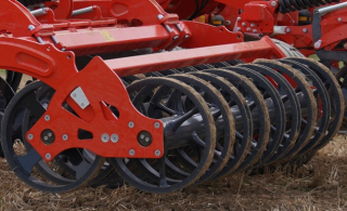 KUHN Highlander - ny dobbelt u-ringsvalse