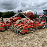 KUHN Highlander - med original KUHN SH 600 frøsåmaskine