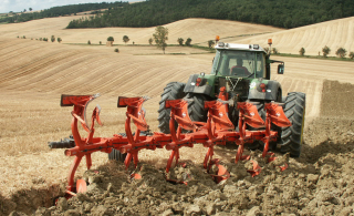 KUHN Multi Master 183 NSH 6 furer On Land