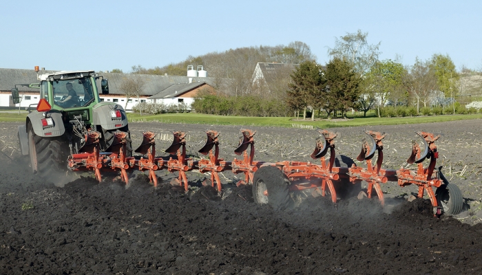 KUHN Vari Manager plov